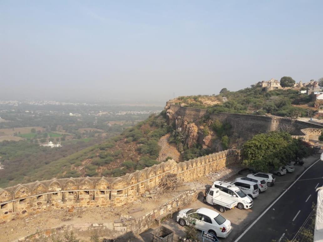 Chittorgarh Fort Haveli Bed & Breakfast Eksteriør bilde