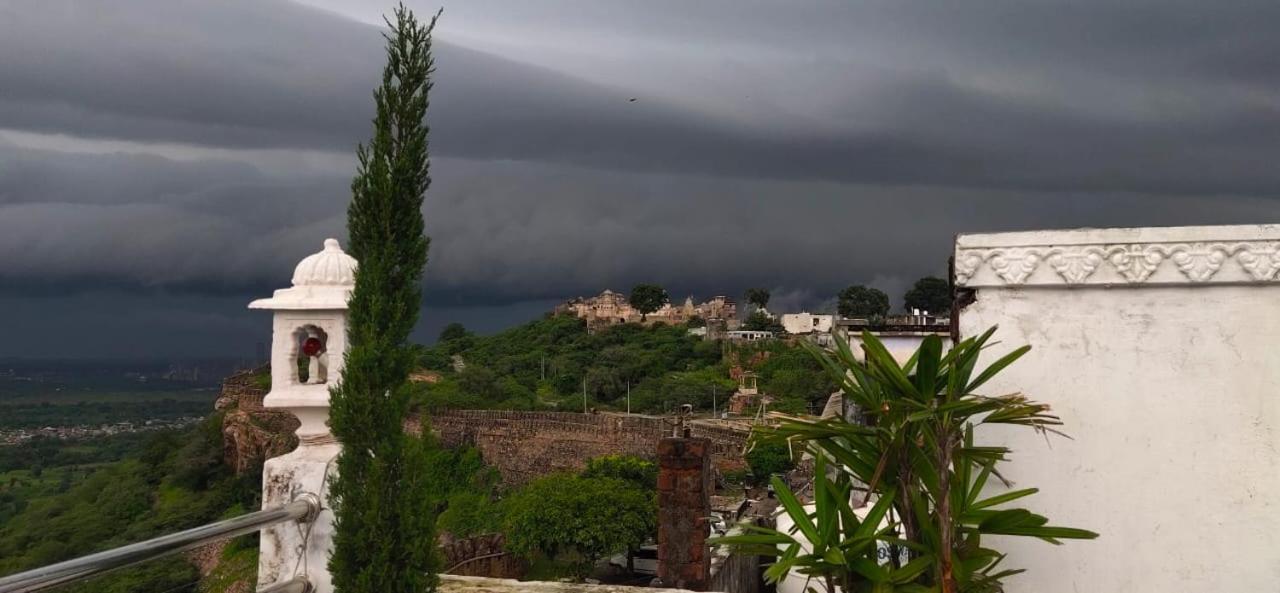 Chittorgarh Fort Haveli Bed & Breakfast Eksteriør bilde